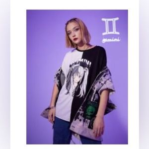 Gemini Oversized Tee